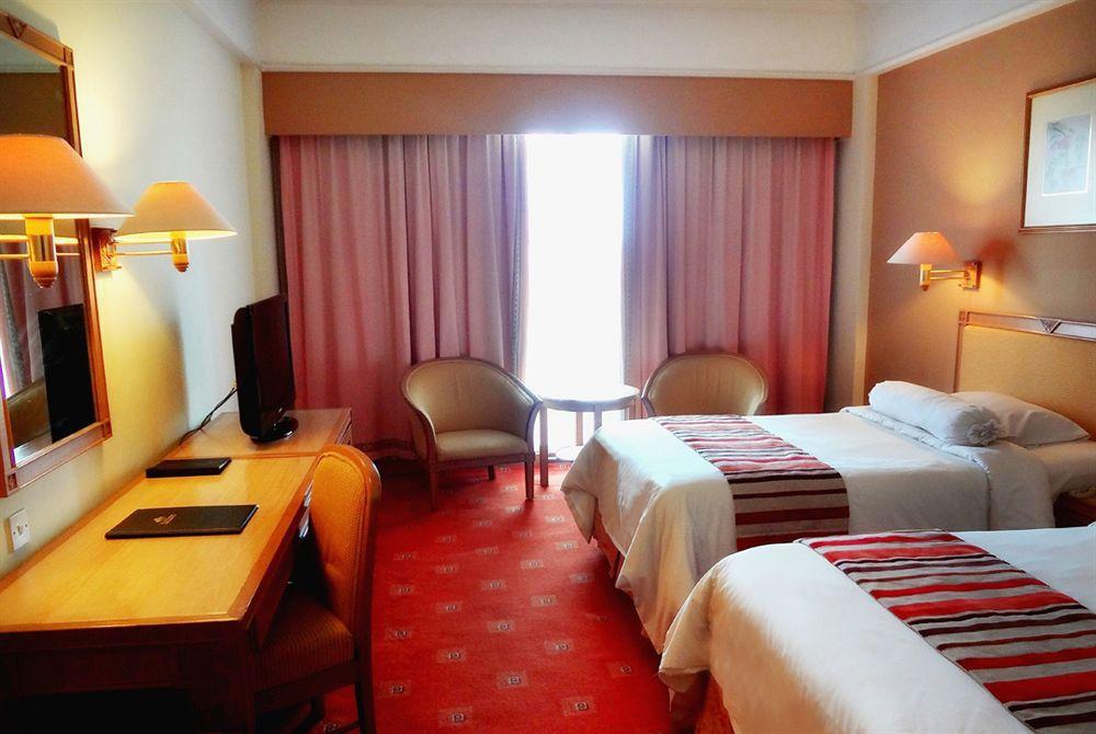 Tiara Medan Hotel & Convention Center 外观 照片