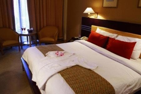 Tiara Medan Hotel & Convention Center 外观 照片